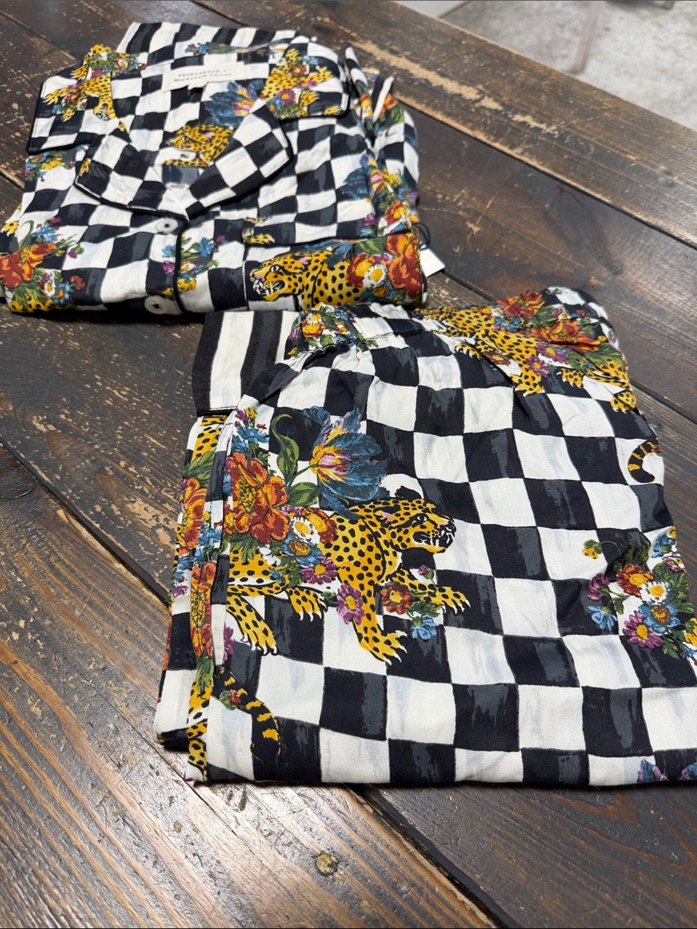 MacKenzie-Childs x Print Fresh Eco Satin SoHo Set in Bagheera print - Picture 9 of 14